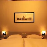 Singel 3* Amsterdam