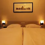 Singel Hotel 3*